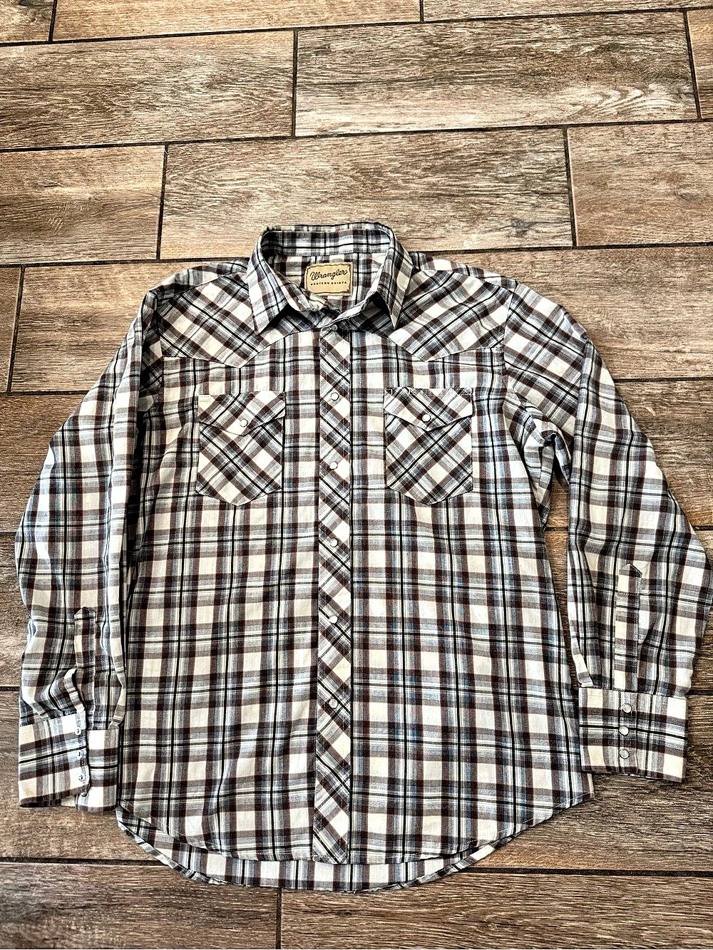 Wrangler Western Shirts Plaid Pearl Snap Shirt men’s size medium